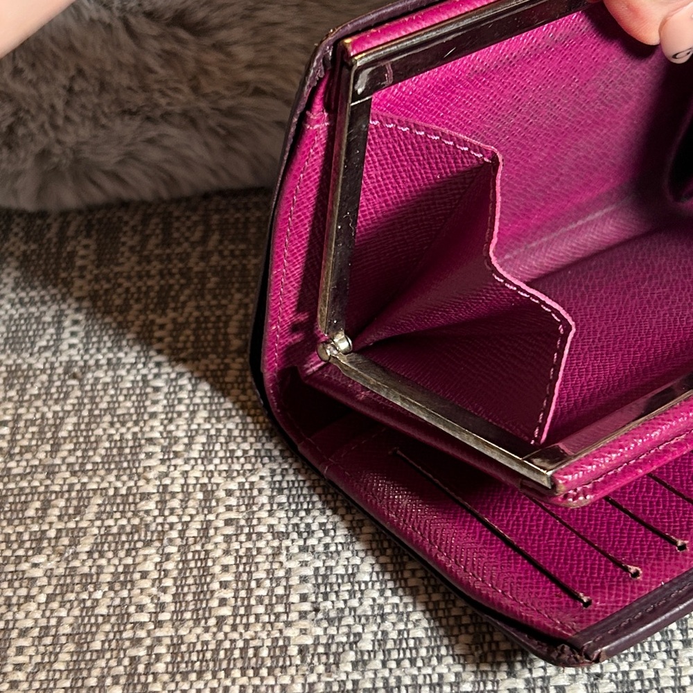 364. Louis Vuitton Portefeuille Viennois wallet in purple Epi - Picture 13 of 15